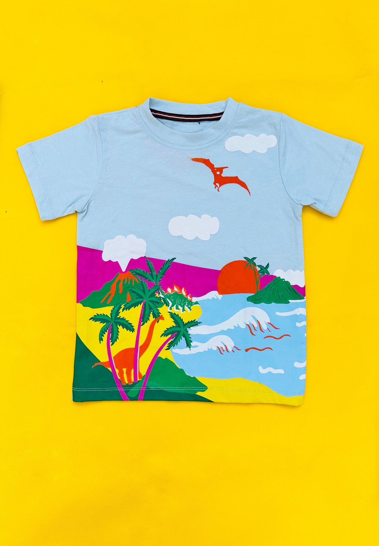 Daino World Tee