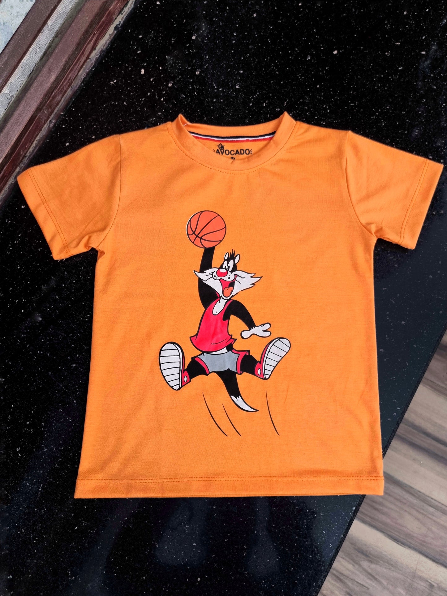 Sylvester & Basketball T-shirt